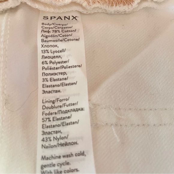 Spanx Women's Distressed White Skinny Ankle Jeans Raw Hem Size Medium - Picture 8 of 12